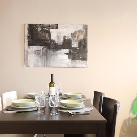 Modern 2Bd Apartment Next To Acropolis เอเธนส์ ภายนอก รูปภาพ